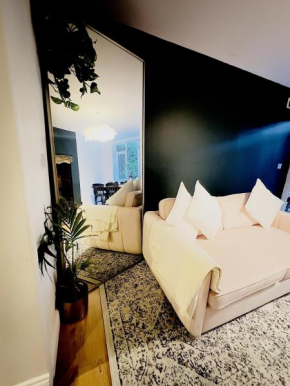 Close to Leeds centre - The Snug Apartment